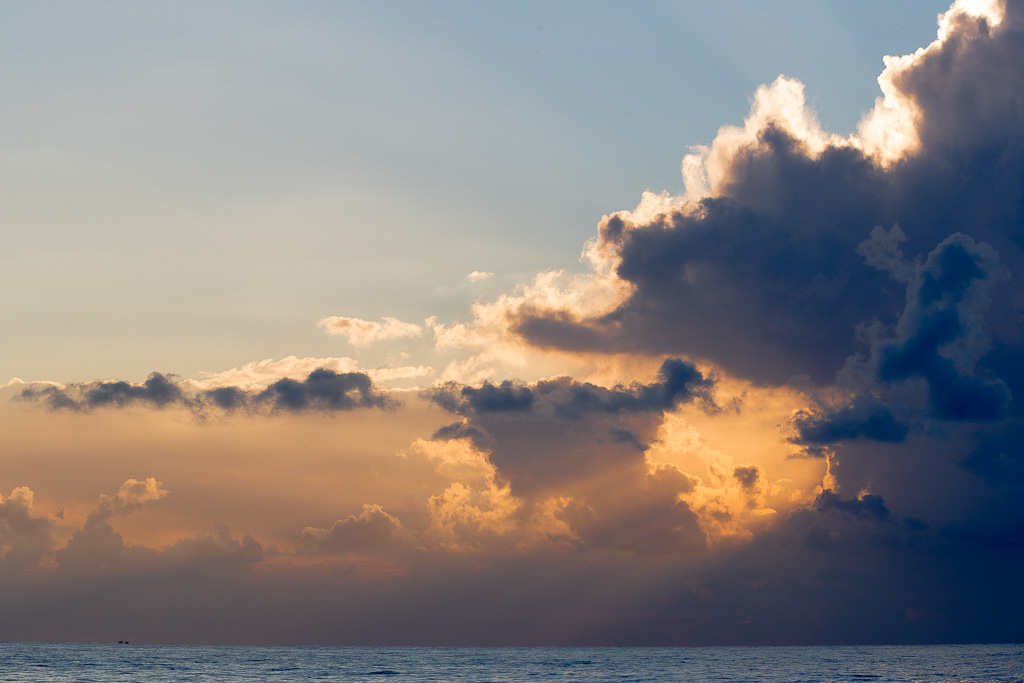 Canon EOS-1D X Mark II EF100-400mm f/4.5-5.6L IS II USM +1.4x III @ 140 mm - 1/100 Sek. bei f / 11 - ISO 100